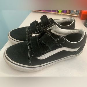 Girls kids Vans size 4.